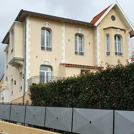 Appartement Meuble-juan Pins-logt2