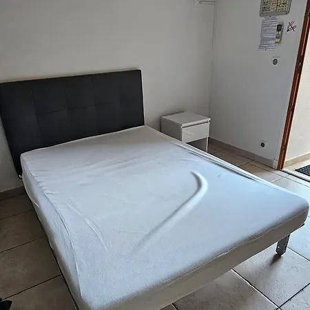 Appartement Meuble-juan Pins-logt2